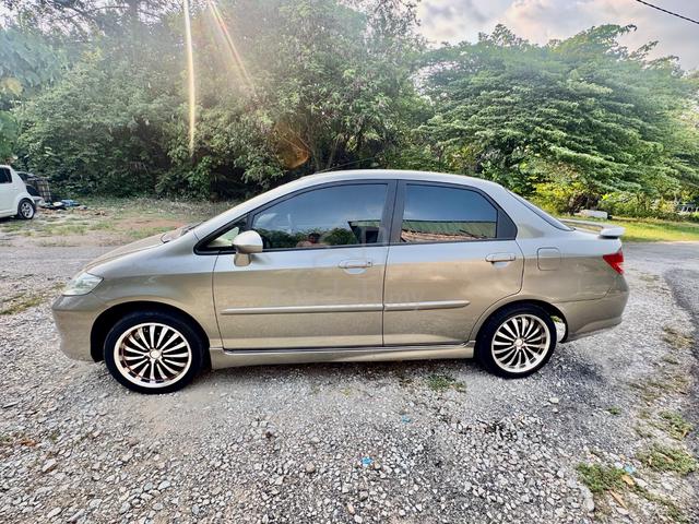 2004 Honda CITY 1.5 VTEC (A)Boleh Loan kedai - 4