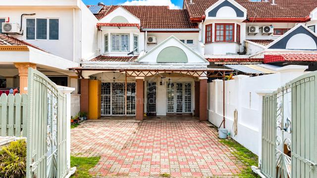 (TERMURAH) 2 Storey Terrace Suasana Bandar Tun Hussein Onn Cheras 1