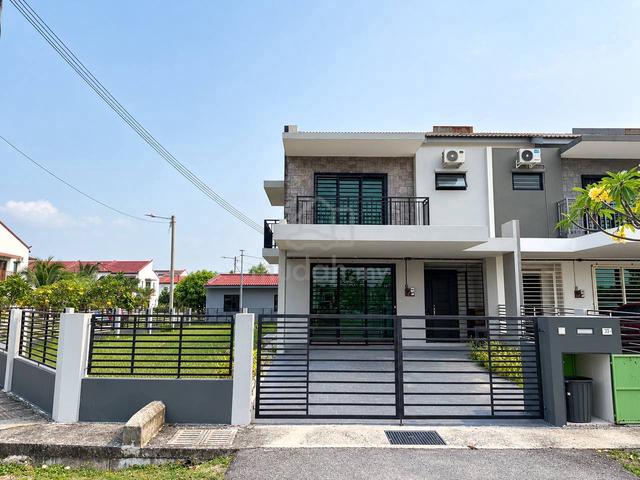 CORNER LOT ‼️ 2 Storey Terrace, Taman Saujana KLIA Sepang 1