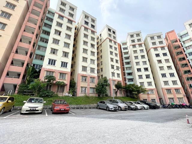 Bilik Untuk Disewa (Wanita Sahaja) Di Apartment Desa Jati Fasa 2,Nilai 1