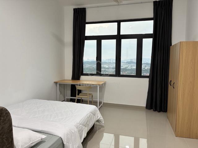 Premium Room near Kajang, UNITEN, Hosp Kajang Louvre Residence 1