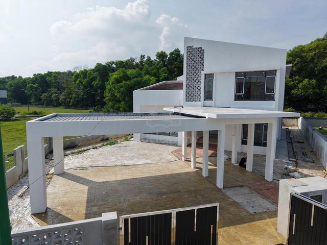 Taman Dedaun Corner Super Bungalow batu Kawan 1