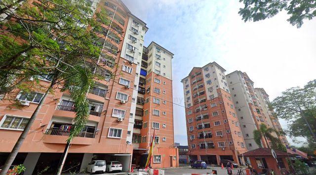 Suria Apartment (Desa Perangsang) 1