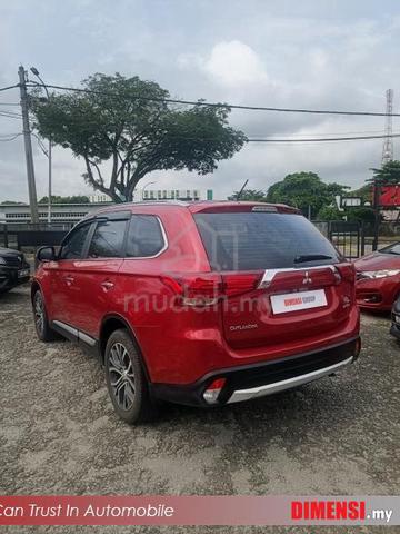 Mitsubishi OUTLANDER 2.4 (A) TAHUN DIBUAT 2016 - 2