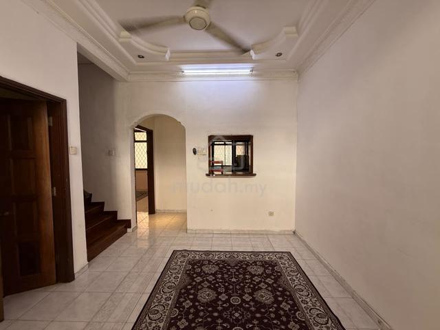Taman Perling Jalan Sutera Kuning Double Storey For Rent 1