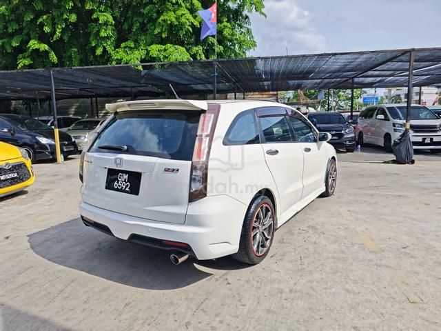 2012 Honda STREAM RX-Z 1.8 (AUTO) - 3