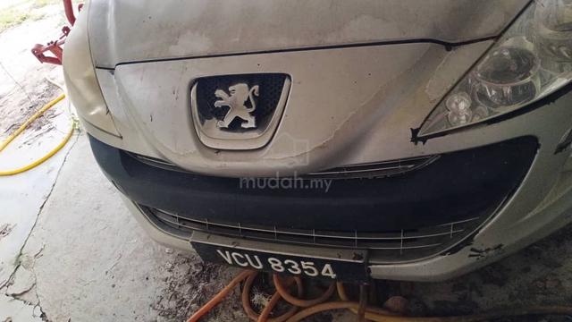 2014 Peugeot 308 1.6 CC THP (A) - 4