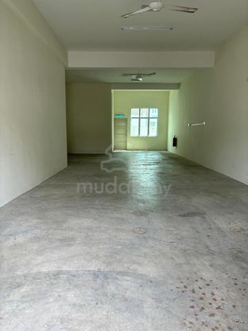 Shop lot For rent GF Only ,Taman Lembah Indah ,Simpang Ampat 1