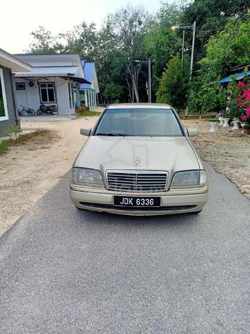 1995 Mercedes Benz 280 TE 2.8 (A) - 1
