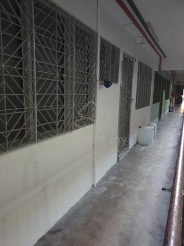 Rumah Pangsa Taman Bakti 1