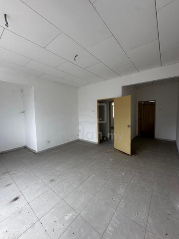 Double Storey Pulai Jaya 20mins to Tuas Checkpoint Full Loan 5