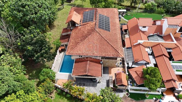 2.5 Storey Bungalow House Jalan Kubah Seksyen U8 Bukit Jelutong 1