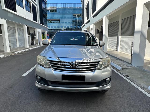 2012 Toyota FORTUNER DIESEL 2.5 G VNT FACELIFT (A) - 3