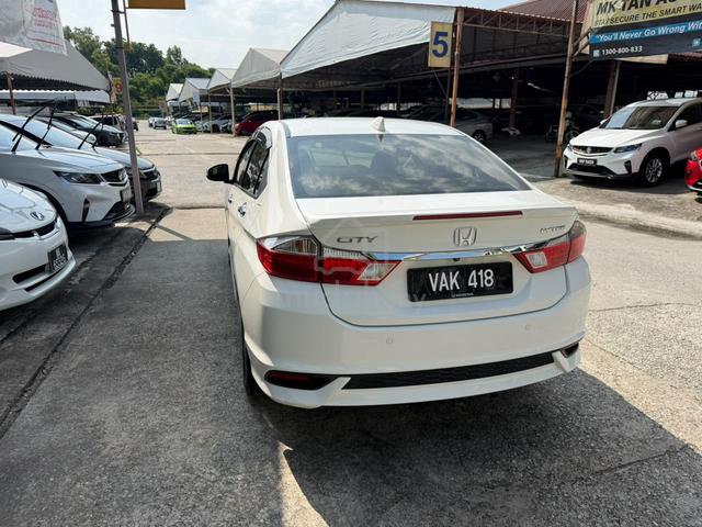 2018 Honda CITY 1.5 V FACELIFT (A) - 3