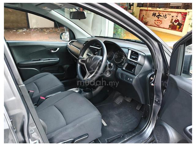 2019 Honda BR-V 1.5 E (A) - 4