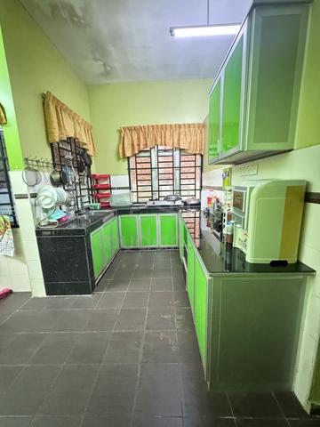 5 BILIK! Semi-D Single Storey Taman Merlimau Perdana, Melaka 4