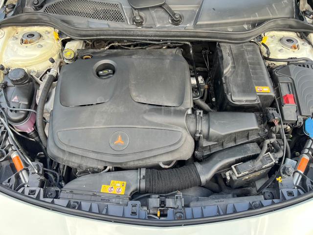 2017 Mercedes Benz CLA250 4 MATIC (CBU) 2.0 - 4