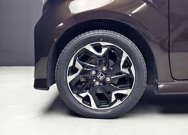Mil18k 2018 Honda N BOX 0.7 CUSTOM G FSR - 5
