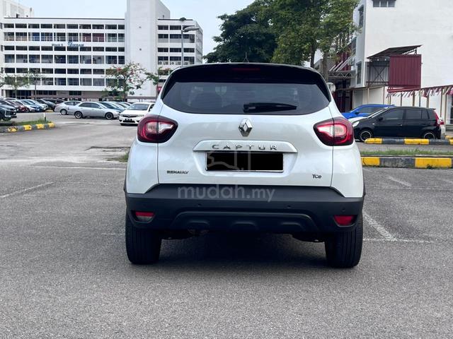 2018 Renault CAPTUR 1.2 FACELIFT- 6 SPEED (A) 4 - 4