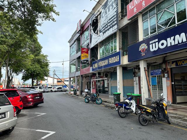 BELOW Market Value ! 3 Storey Shoplot at Seberang Jalan Putra Kedah 1