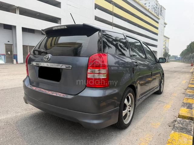 2003 Toyota Wish 1.8 - 2