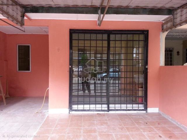 Semi Furnished 2 Story House At Puchong Utama 1