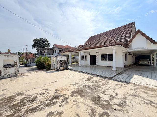 Taman Sri Hijau Bungalow Rawang Freehold 5564sf 1