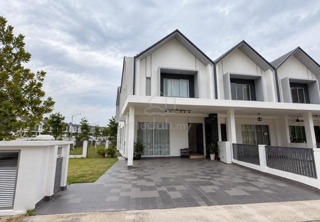 Nilai 2 Storey House 1.6k monthly [Get 70k cashback] Near Nilai Impian 1