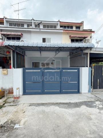 Jln Puteri Jaya 20, Tmn Puteri Jaya, Batu Pahat Double Medium Low Cost 1