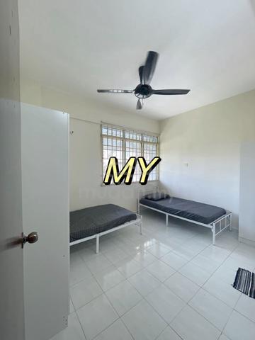 Desa Bayan Apartment 1