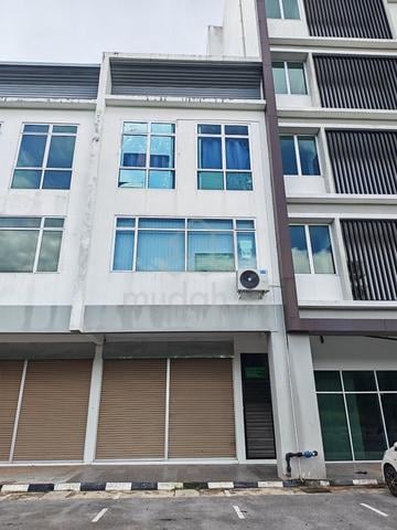 Kidurong 3 Storey Shoplot For Sale 1