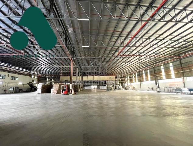Warehouse / Factory 5.5 Acre 1