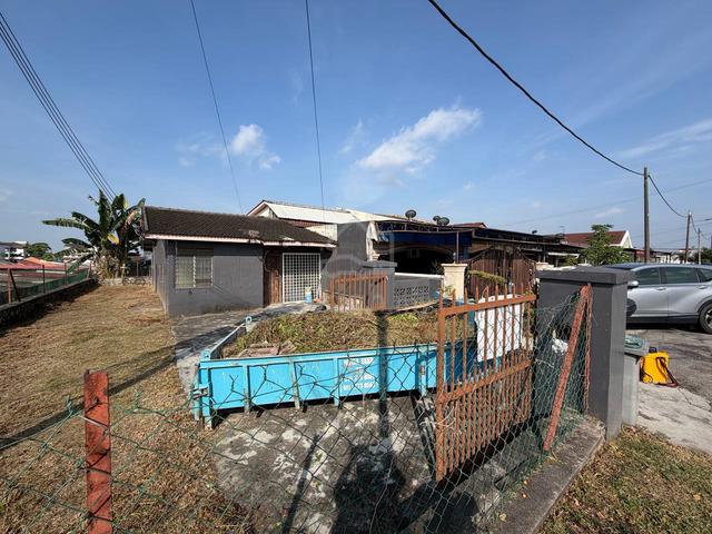 Tampoi Single Storey Corner Lot Jalan Padi Bandar Baru Uda Original 1