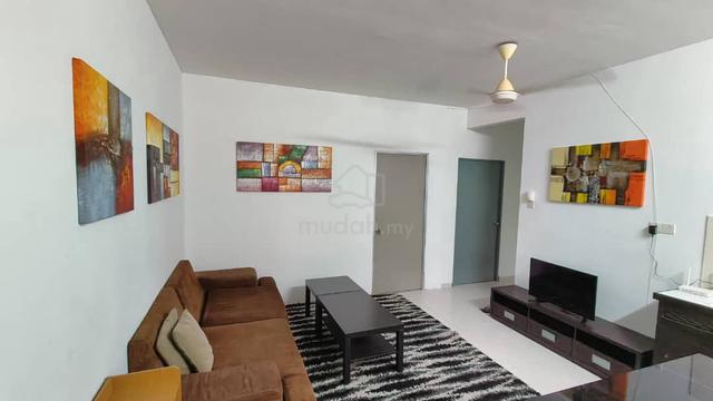 LOW DEPO SINGLE,BALCONY room @ Suria Jelatek Residence nearLRT 1