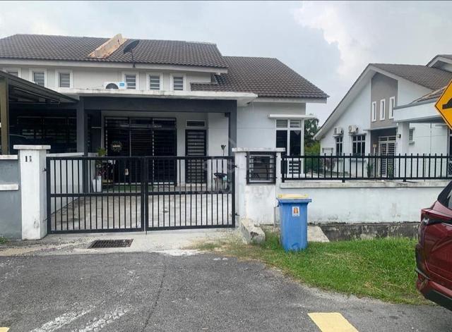 ruang tamu ruang keluarga tanah tepi dan blkg 1