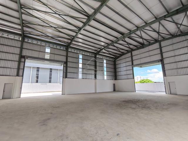 Adjoining Bungalow Warehouse @ Taman Industri Impian, Alma 1