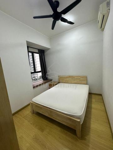 Common Room/ All Race/ Danga Bay/ Utilities WiFI Included/ Shuttle Bus 1