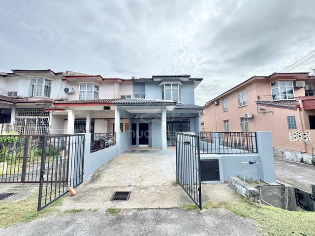 END LOT 2-STOREY TAMAN DAHLIA @ SALAK TINGGI For SALE !!! 1