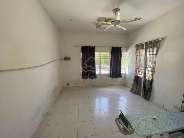 Townhouse Taman Udang Cendana, Kampung Sungau Udang Kampung Delek 1