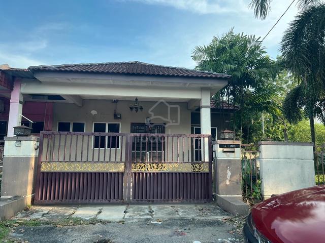 batu Gajah Single Storey Corner House For Rent 1