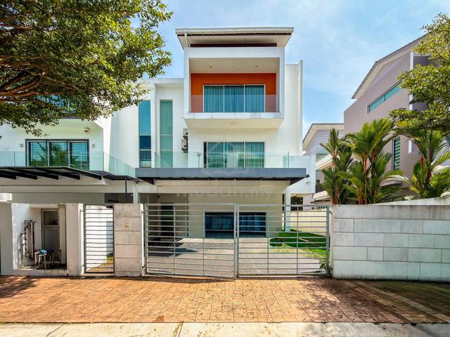 [6 ROOMS] 3 Storey Semi-D, Laman Bayu, Seksyen 11 Kota Damansara 1