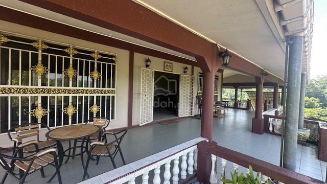 Tanah sekali dengan rumah untuk dilepaskan 1