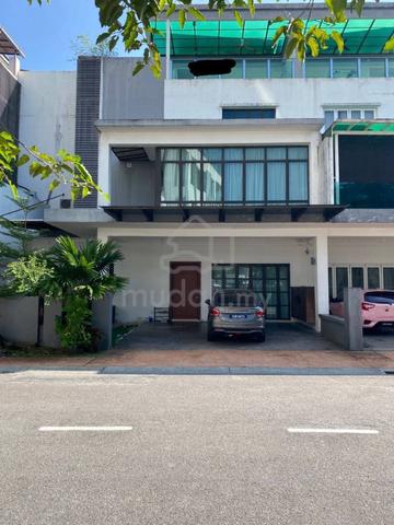 3.5 STOREY TERRACE SUPERLINK |BIQ UNiT |NEAR AMPANG POiNT 1