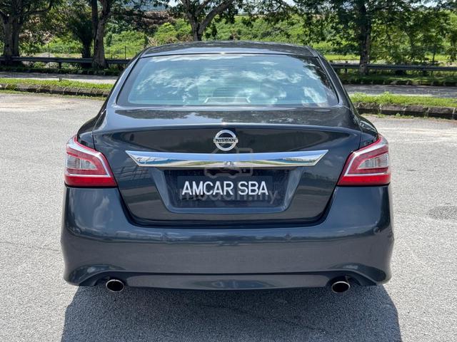 Nissan TEANA 2.5 XV (A) SUNROOF ONE OWNER - 3