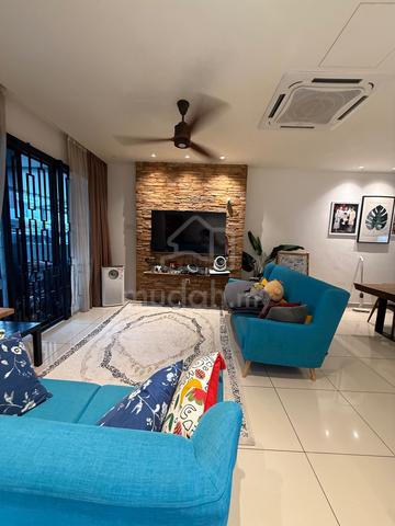 3 storey terrace house in Tmn bayu Aman air Tawar B’w For sal 1