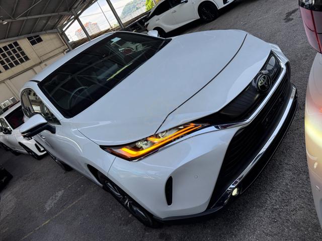 Toyota HARRIER 2.0 G 2TONES GRADE 5A 2023 JPN UNRE - 3