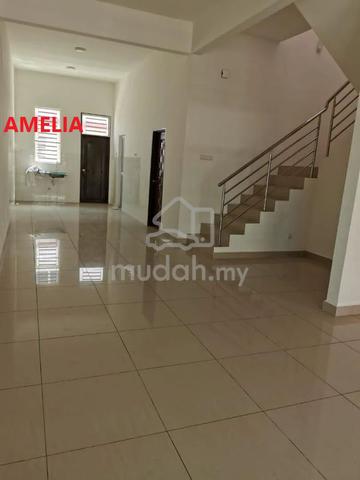 2 sty terrace, 4 rooms Taman prestij great deal balik pulau 1