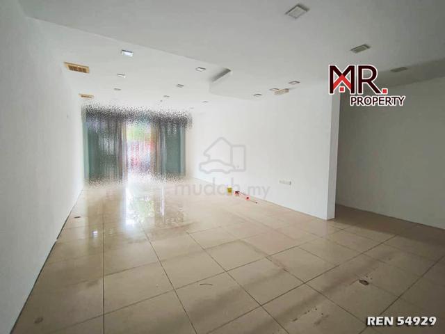 FACING ROAD Double Storey Shop Lot Taman Mutiara FOR SALE 1