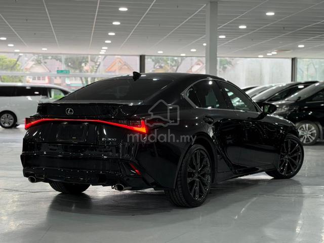 2023 Lexus IS300 F-SPORT 2.0 (A) - 2