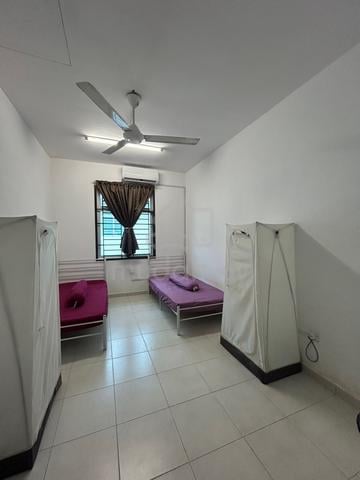 Bilik sewa senai utama 1